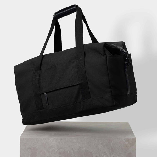 black travel bag